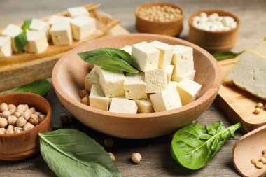 Asya mutfağının geleneksel bileşeni, soya peyniri, soya peyniri.