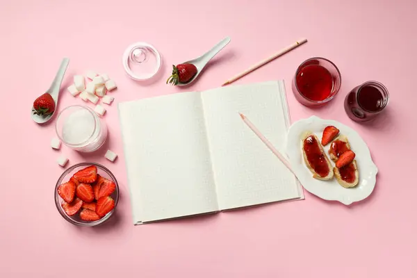 Stock image Concept of cooking tasty and sweet food - strawberry jam