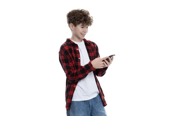 Png Šťastný Teenager Telefonem Ruce Izolované Bílém Pozadí — Stock fotografie