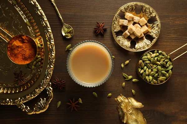 Bebida Caliente Tradicional India Con Leche Especias Masala — Foto de Stock