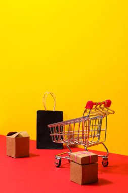 Alışveriş ve satın alma kavramı, satış ve indirim