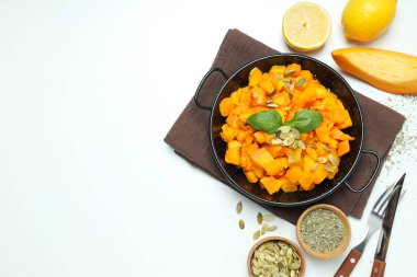 Sonbahar mevsimi lezzetli yemek konsepti - fırında balkabağı