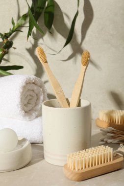 Kişisel bakım konsepti, kişisel bakım için bambu aksesuarlar.