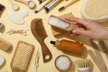 Kişisel bakım konsepti, kişisel bakım için bambu aksesuarlar.