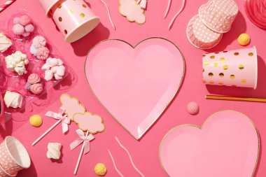 Barbiecore, pembe renkli stil konsepti, Barbiecore tarzı.