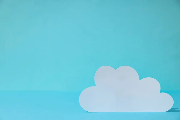 Bílý Papírový Mrak Modrém Pozadí Koncept Cloud Computingu Místo Pro — Stock fotografie