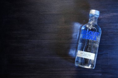 Odessa, Ukrayna, 09.08.2023: Alkol içeceği - Absolut vodka