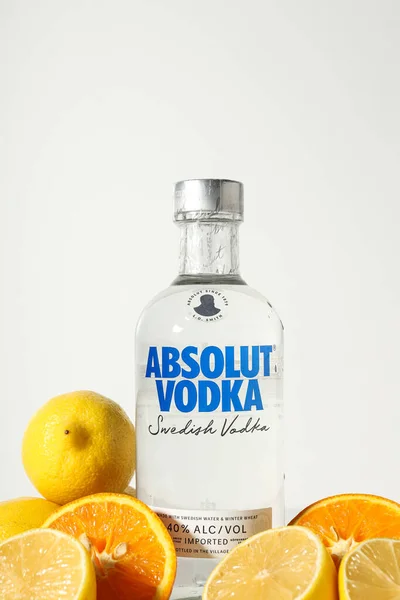 Odessa Ucrania 2023 Bebida Alcohólica Vodka Absoluto —  Fotos de Stock