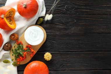 Sonbahar mevsiminde cilt bakımı ve yüz bakımı - balkabağı kozmetiği