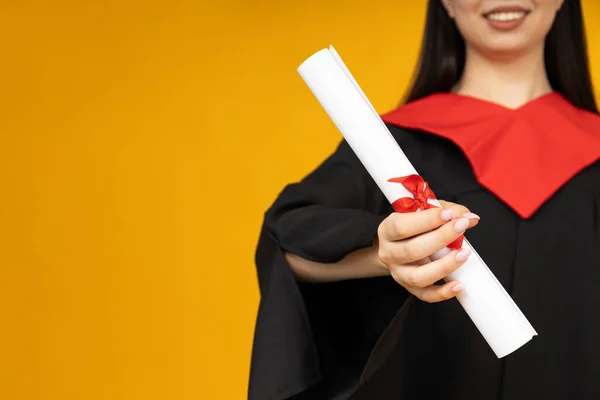 Uma Menina Bonita Origem Asiática Estudante Graduação — Fotografia de Stock