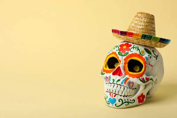 Раскрашенный Череп Мексиканскому Дню Мертвых — стоковое фото