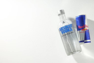 Odessa, Ukrayna, 29.08.23: Absolut vodka, alkol içeceği