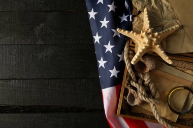 Columbus Günü. Eski harflerle ve Amerikan bayrağıyla denizyıldızı