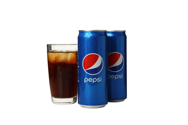 Ukrajna Kijev 2023 Png Legnépszerűbb Pepsi Ital Elszigetelt Fehér Alapon — Stock Fotó