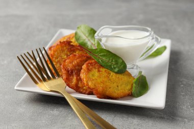 Lezzetli yemek konsepti. Lezzetli patates kızartması.