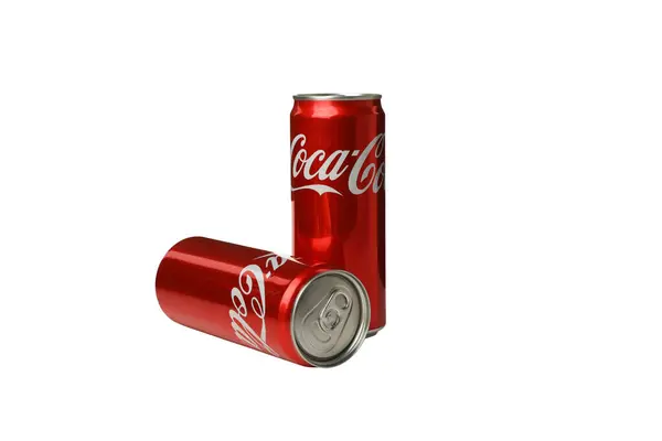 Ukraina Kijów 2023 Png Puszka Cyny Coca Coli Lodem Izolowana — Zdjęcie stockowe