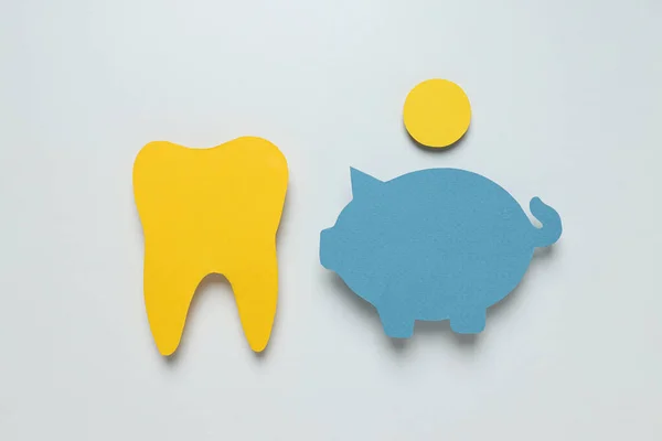 Paper Tooth Piggy Bank Coin White Background Top View — Stock Photo, Image