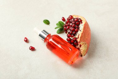 Kişisel bakım ve cilt ürünleri kavramı - nar kozmetiği