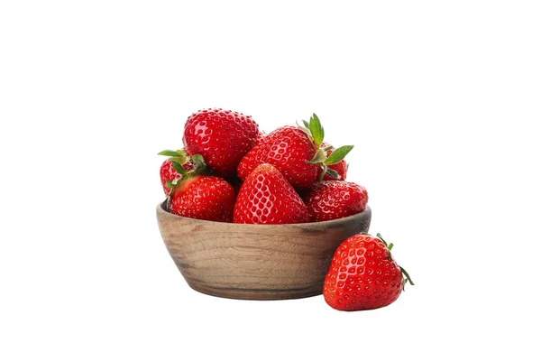 Png Erdbeeren Holzschale Isoliert Auf Weißem Hintergrund — Stockfoto
