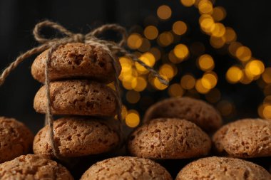 Lezzetli, kokulu Hollanda Noel kurabiyeleri. Yakın plan.