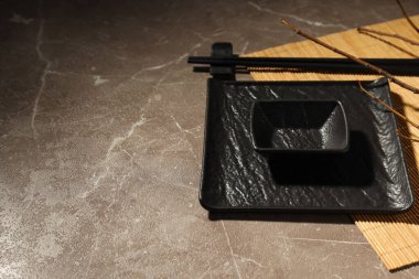 Dünya konseptinde farklı hizmet - Çin servisi veya Çin sofrası kurulumu