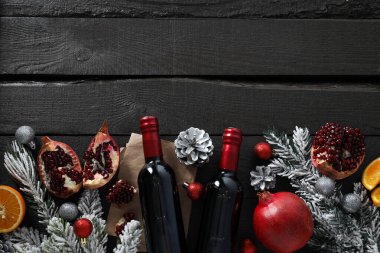 Nar şarabı, gurme alkol içeceği, lezzetli içecek.