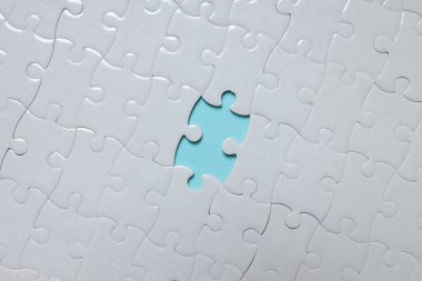 Bulmacalar, farklı kavram ve fikirler için kompozisyon