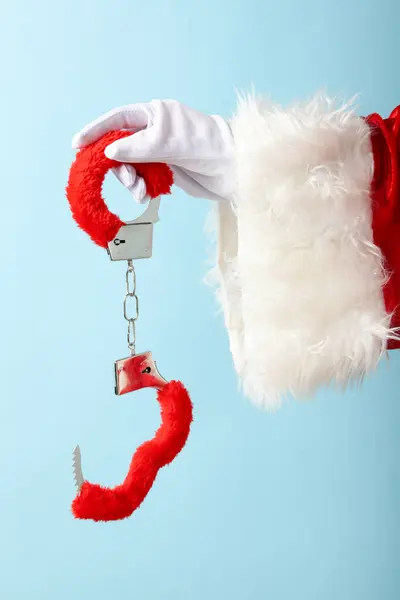 Kajdanki Dla Dorosłych Mikołajem Rękach — Zdjęcie stockowe