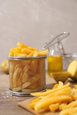 Kızarmış patates, fast food konsepti, abur cubur.