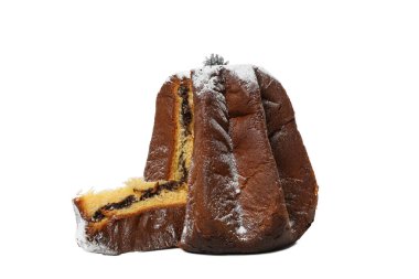 PNG, dilimlenmiş panettone keki ve koni, beyaz arka planda izole edilmiş.