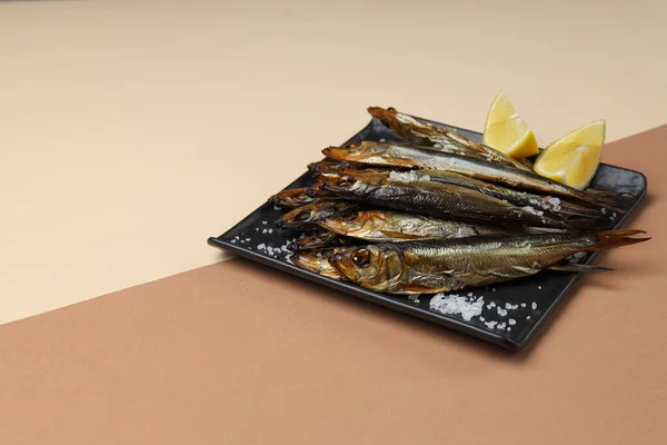 Lezzetli Yemek Kavramı Lezzetli Füme Balık — Stok fotoğraf