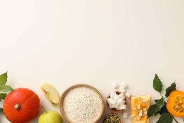 Sonbahar pişirme malzemeleri, üst görünüm.