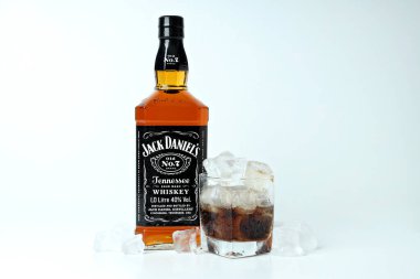 Odessa, Ukrayna, 03.11.2022: Alkol içeceği kavramı - Jack Daniels