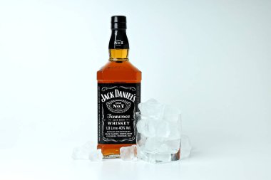 Odessa, Ukrayna, 03.11.2022: Alkol içeceği kavramı - Jack Daniels