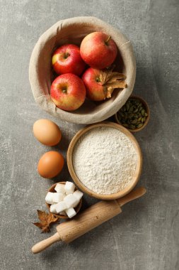 Sonbahar pişirme malzemeleri, üst görünüm.