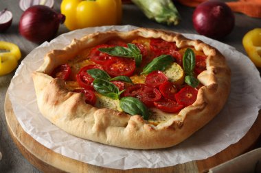 Taze sebzeli taze sebze galeti.