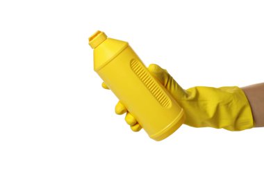 PNG, elinde bir şişe deterjan, beyaz arka planda izole edilmiş.