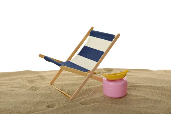 Png Lettino Sulla Spiaggia Sulla Sabbia Isolato Fondo Bianco — Foto Stock