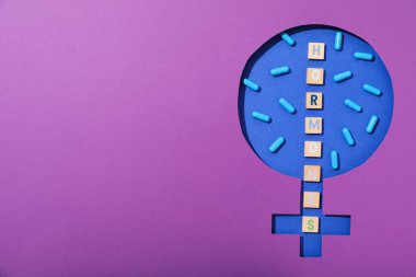 Hormonal ilaçlarla tedavi kavramı.