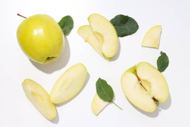 Yeşil elma, taze ve sağlıklı yiyecek kavramı.