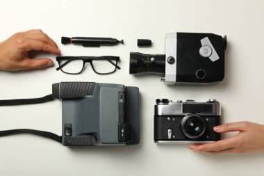Retro kameralar, geçmişe dönük kameralar.