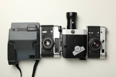 Retro kameralar, geçmişe dönük kameralar.