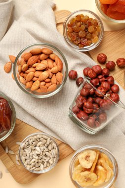 Kurutulmuş meyve, lezzetli sağlıklı yiyecek konsepti.