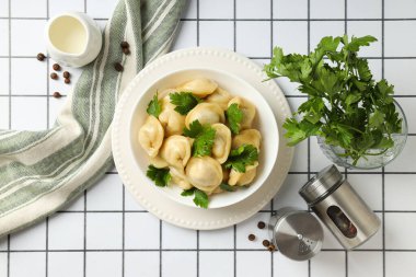 Hamur köftesi, lezzetli yemek konsepti, hamur yemeği.