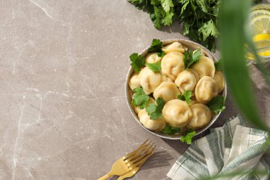 Hamur köftesi, lezzetli yemek konsepti, hamur yemeği.