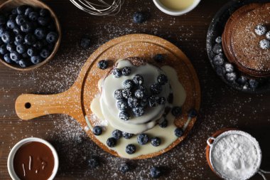 Çikolatalı gözleme, lezzetli kahvaltı, lezzetli yemek konsepti.