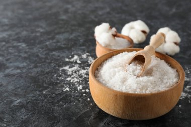 Deniz tuzu, rahatlama konsepti, spa ve kişisel bakım.