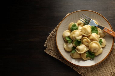 Hamur köftesi, lezzetli yemek konsepti, hamur yemeği.
