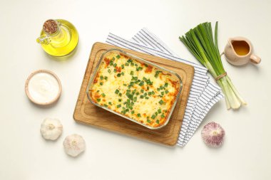 Lezzetli ve lezzetli ev yemeği kavramı. Patates güveci.