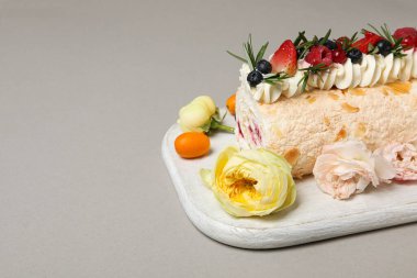 Kremalı pasta, lezzetli ve lezzetli yemek kavramı.